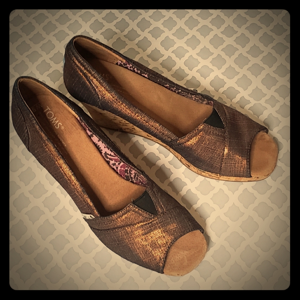 Metallic Tom's Wedges
